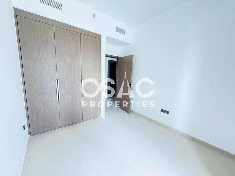 Burj Khalifa View |  Unfurnished | Read to Move - 3