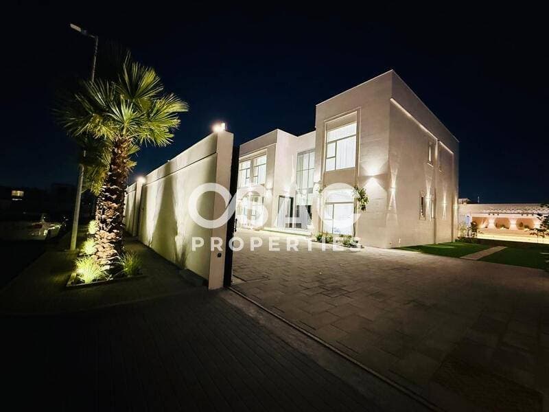 Luxury 7BR Villa | Private Pool | Expansive Garden - 2