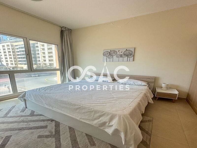 Spacious Apartment | Perfect Community View - 5