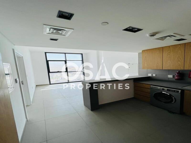 Best Price | Stylish Apartment | Resale - 4