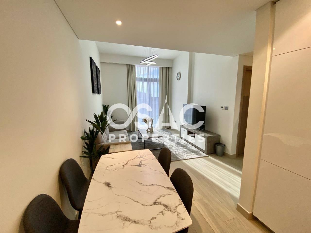 PRIME LOCATION | HIGH FLOOR | HIGH ROI | FURNISHED - 3