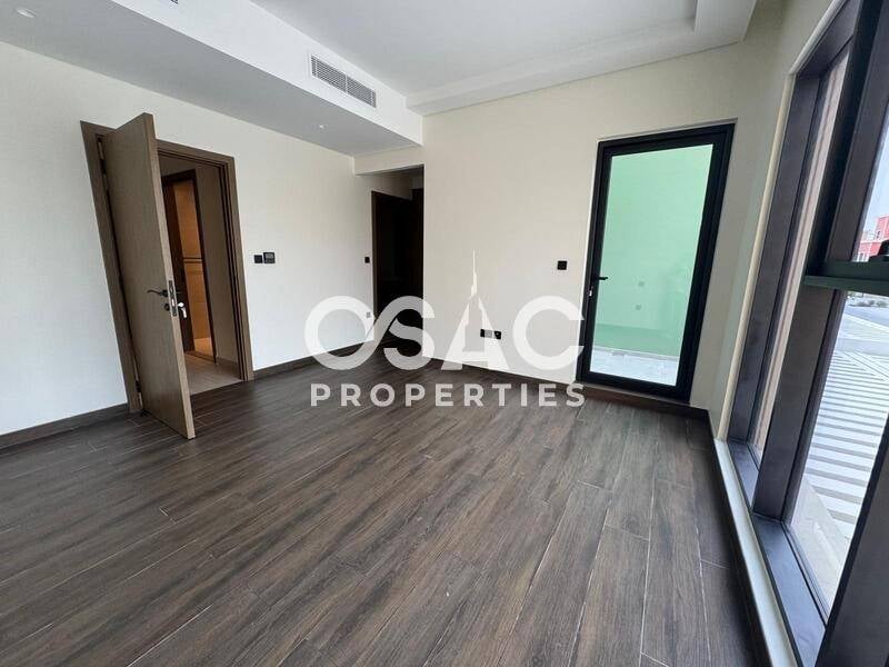 BRAND NEW | LUXURIOUS TOWNHOUSE - 3