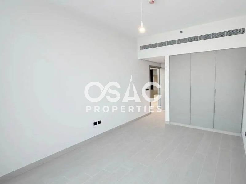 1BR | Brand New | Mid Floor I Prime Location