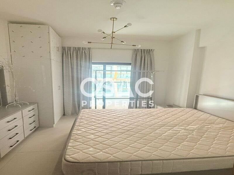 PRIME LOCATION | BALCONY | POOL VIEW - 3