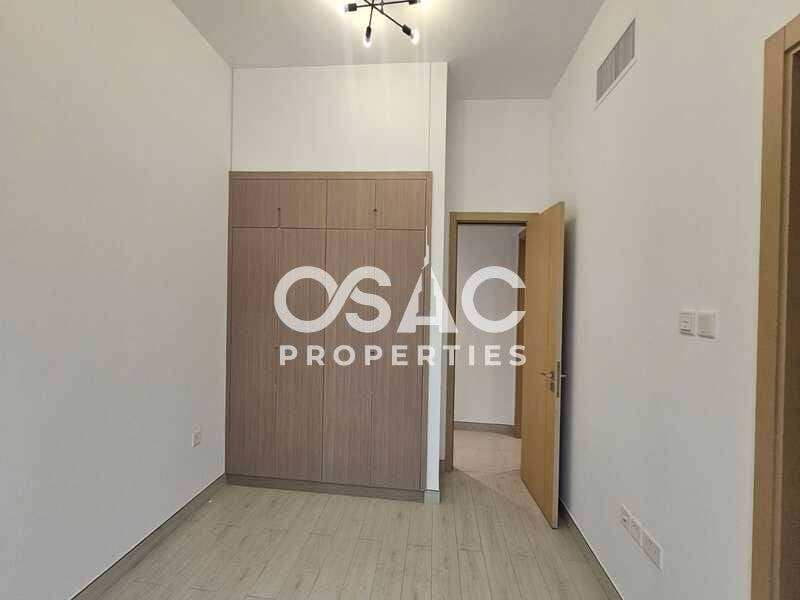 SPACIOUS 2BHK | CLOSE TO METRO | FAMILY BUILDING