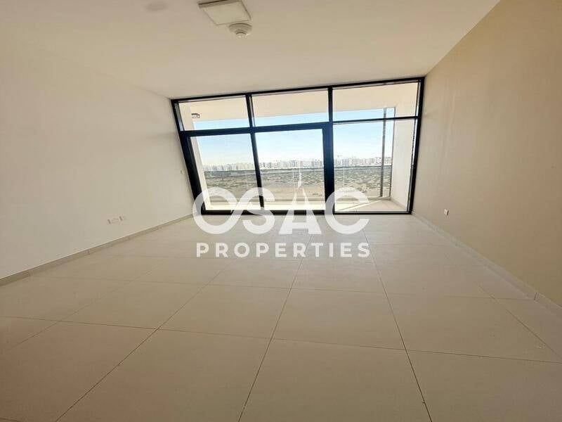 SPACIOUS | LUXURY INTERIOR |  OPEN VIEW - 4