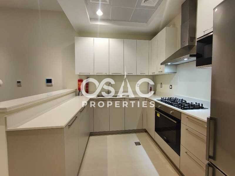 Luxurious 1BHK | Fully Furnished | Prime Location - 4