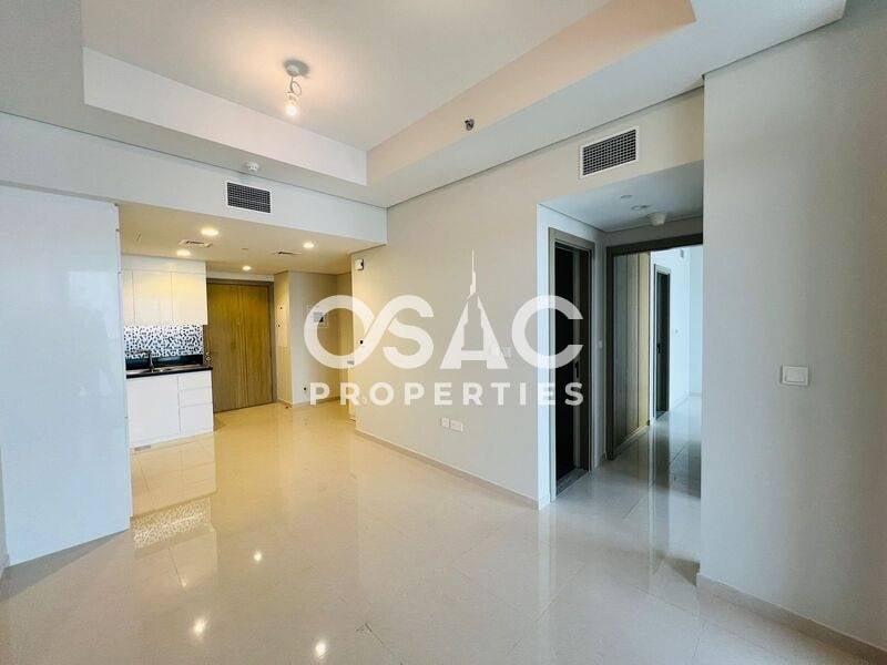 Prime location I Spacious layout I Ready Move in - 2