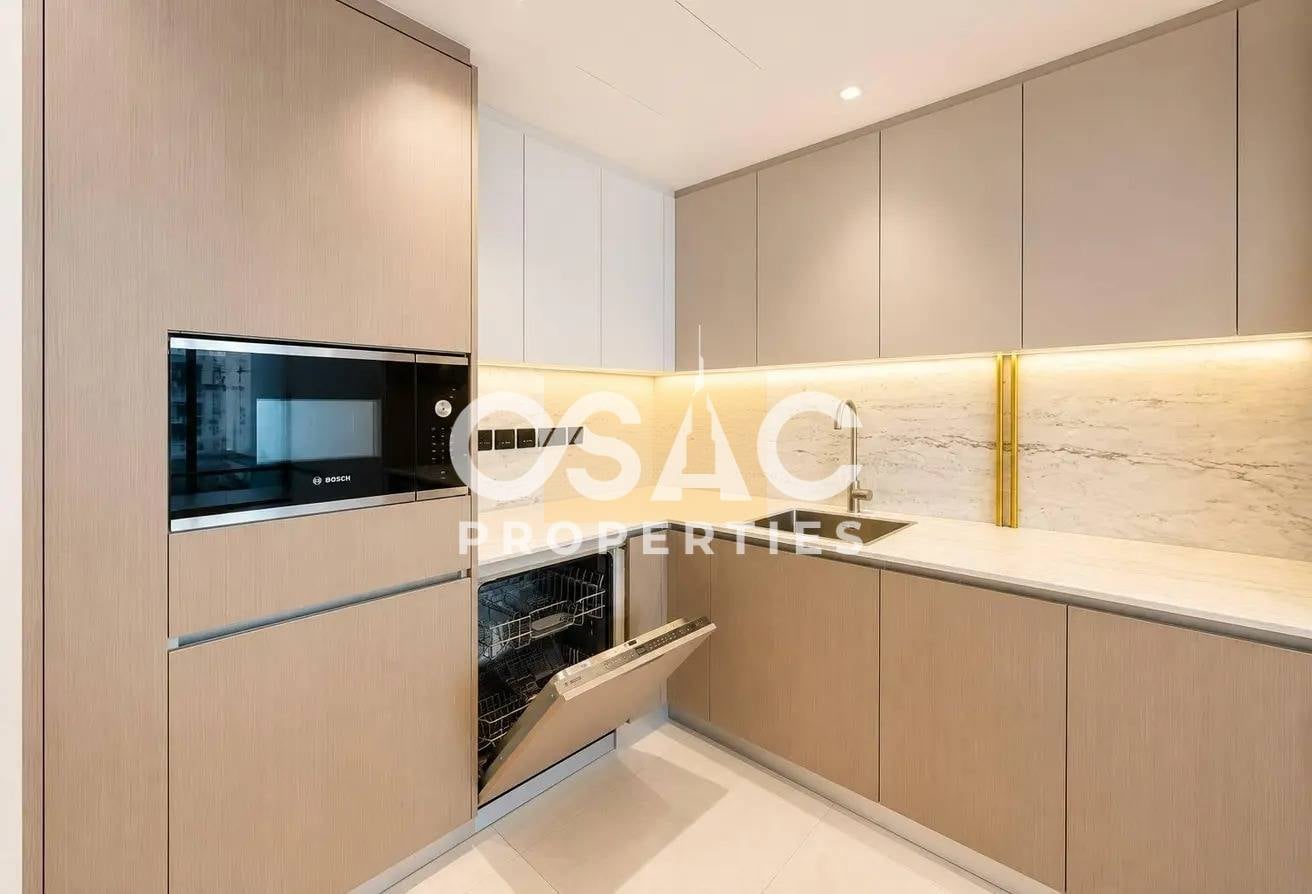 BRAND NEW  I  FULLY FITTED KITCHEN  I PRIVATE POOL - 4