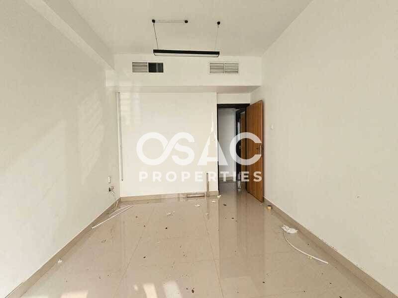 Chiller Free | Prime Location | Close to Metro