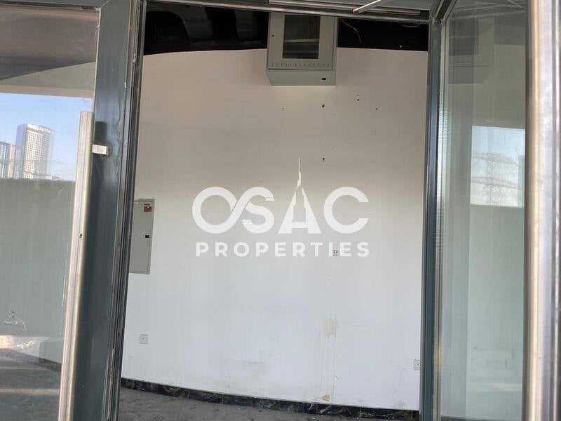 Retail Shop | Prime Location | Lagoon View - 4