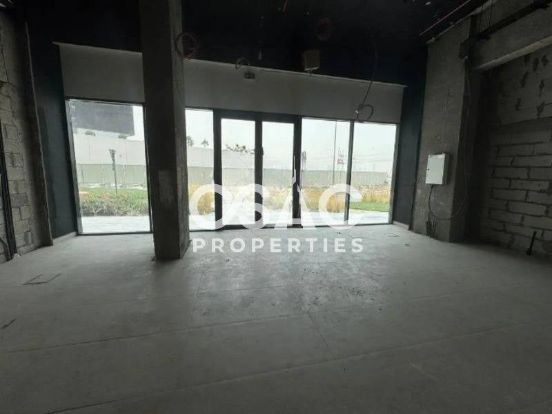 BEACHFRONT RETAIL | HIGH FOOTFALL | PRIME LOCATION - 4