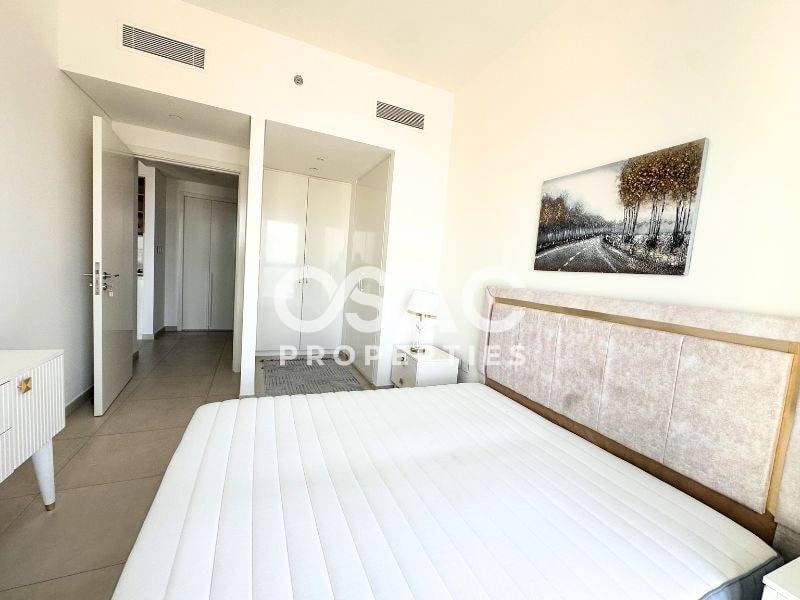 NEAR DUBAI MALL | BEST LOCATION | READY TO MOVE IN - 2