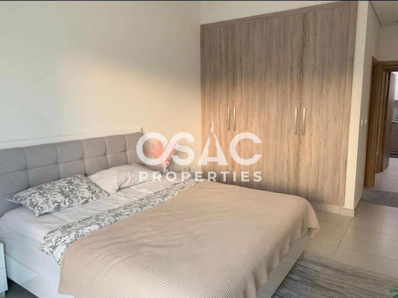 Burj View | Spacious Layout | Vacant  - 2