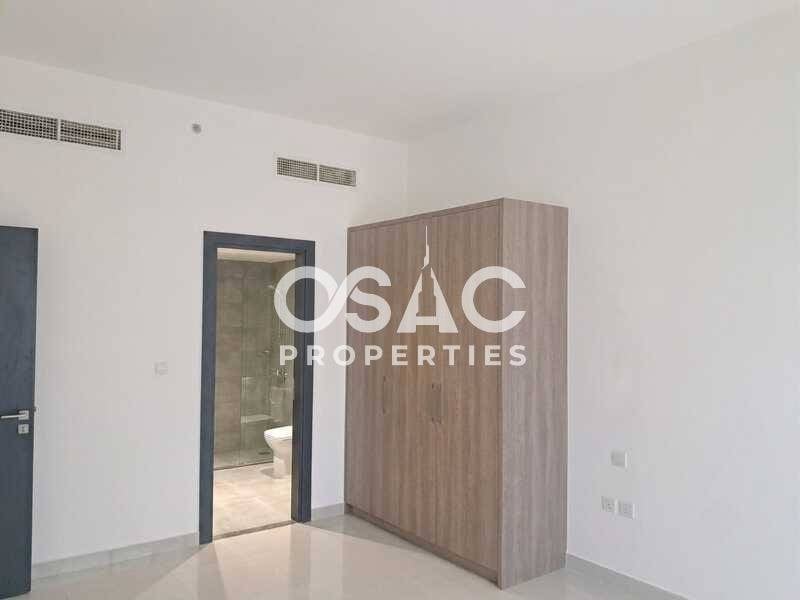 WELL MAINTAINED I READY TO MOVE IN I SPACIOUS - 4
