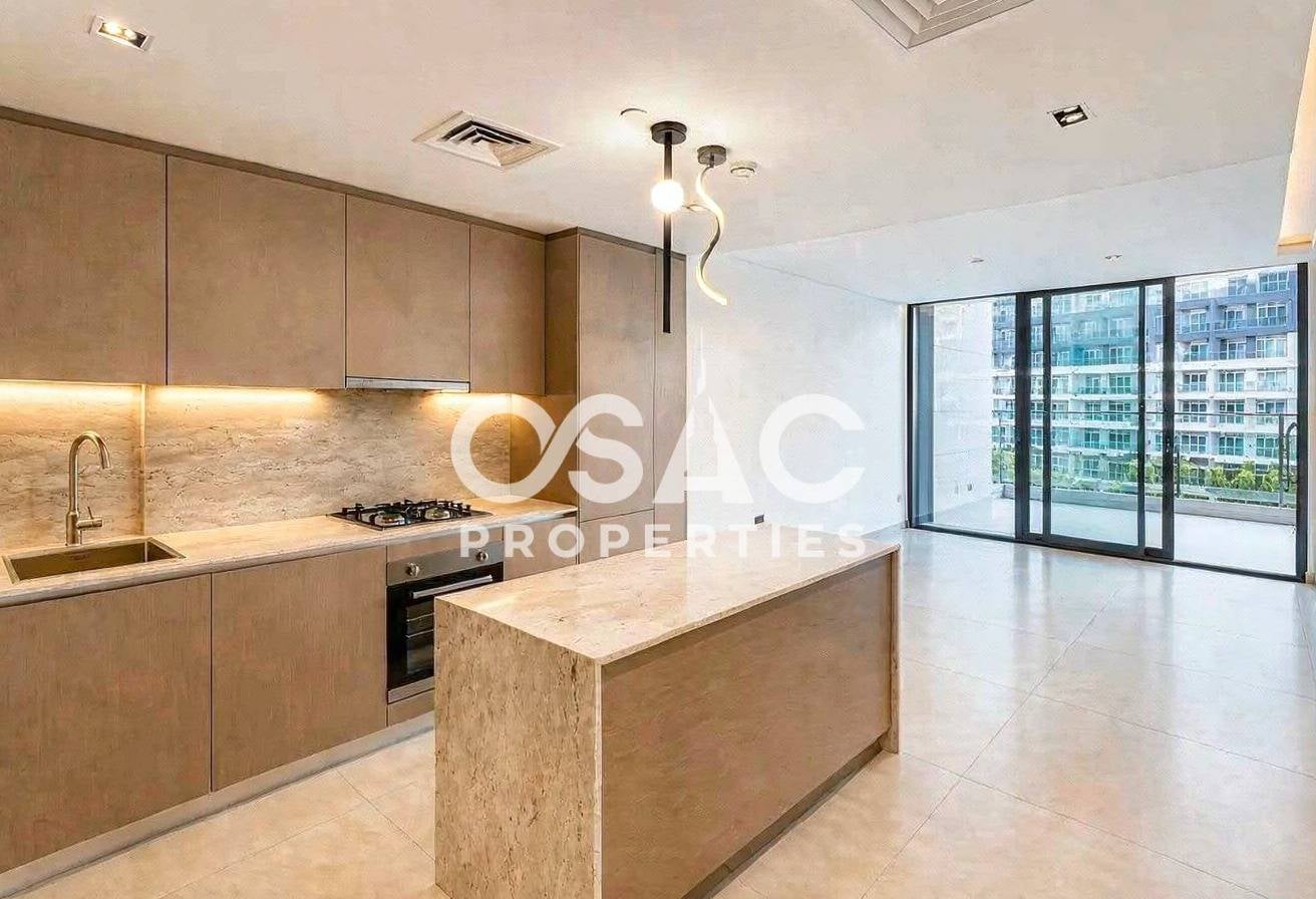 BRAND NEW I FULLY FITTED KITCHEN I PRIVATE POOL