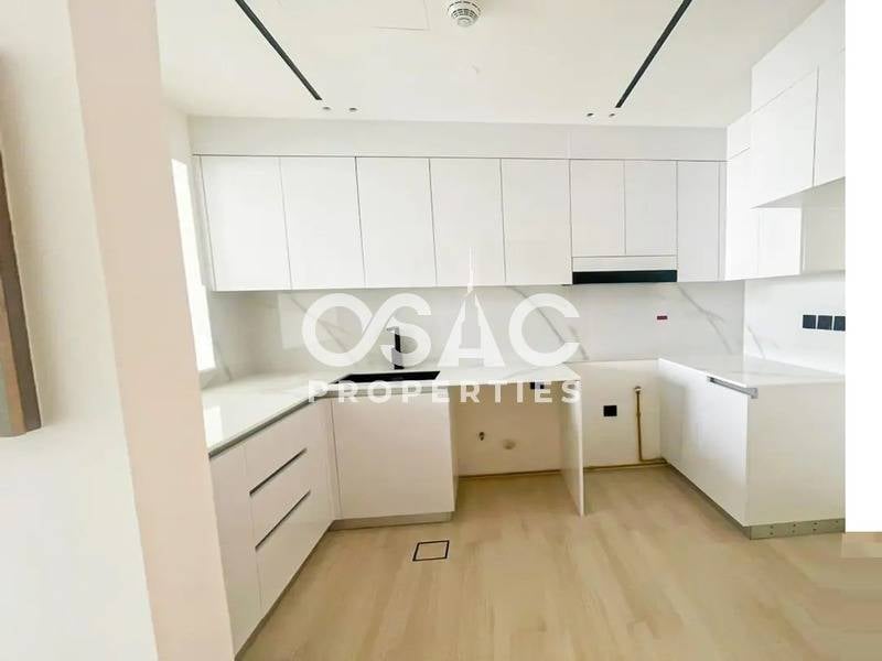 Modern 1BR Apartment | Spacious | Prime Location