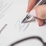 tenancy contract in Dubai can seem complicated, but understanding the rules helps both tenants and landlords avoid issues.